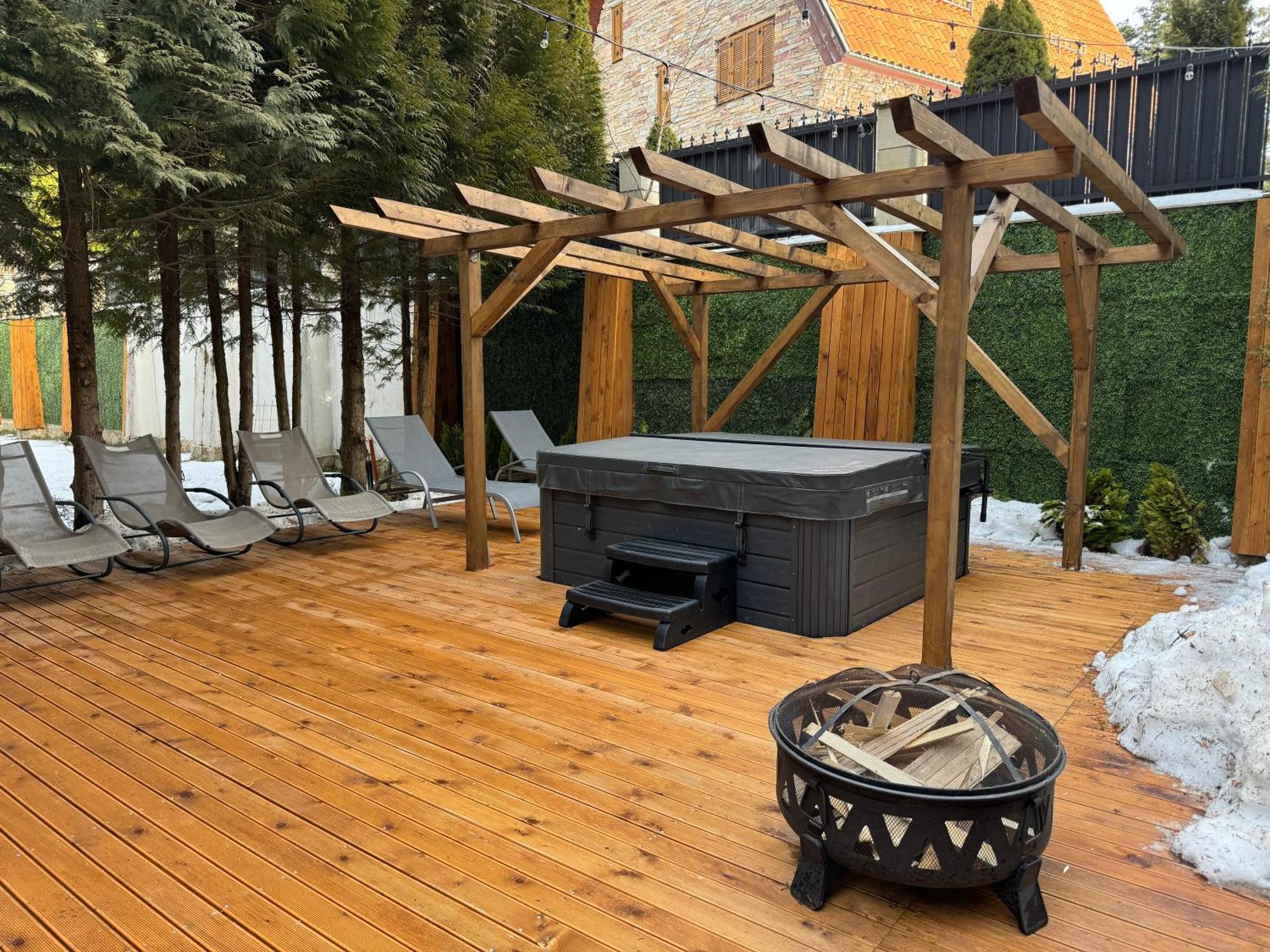 Villa Adis With Hot Pool & Jacuzzi By Bookvillabg Μπόροβετς Εξωτερικό φωτογραφία