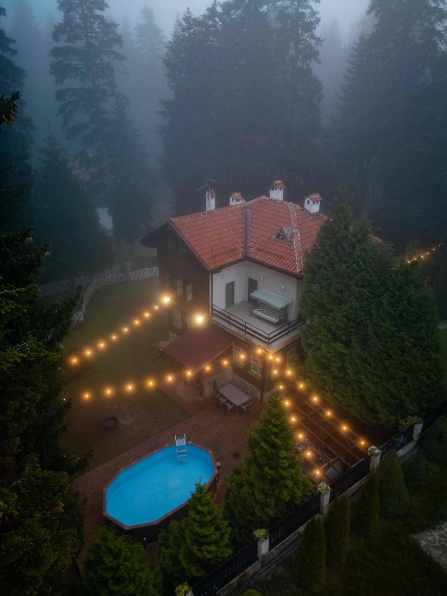 Villa Adis With Hot Pool & Jacuzzi By Bookvillabg Μπόροβετς Εξωτερικό φωτογραφία